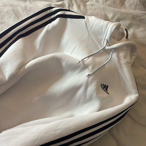 NEVER WORN adidas hoodie - Picture 2 of 4